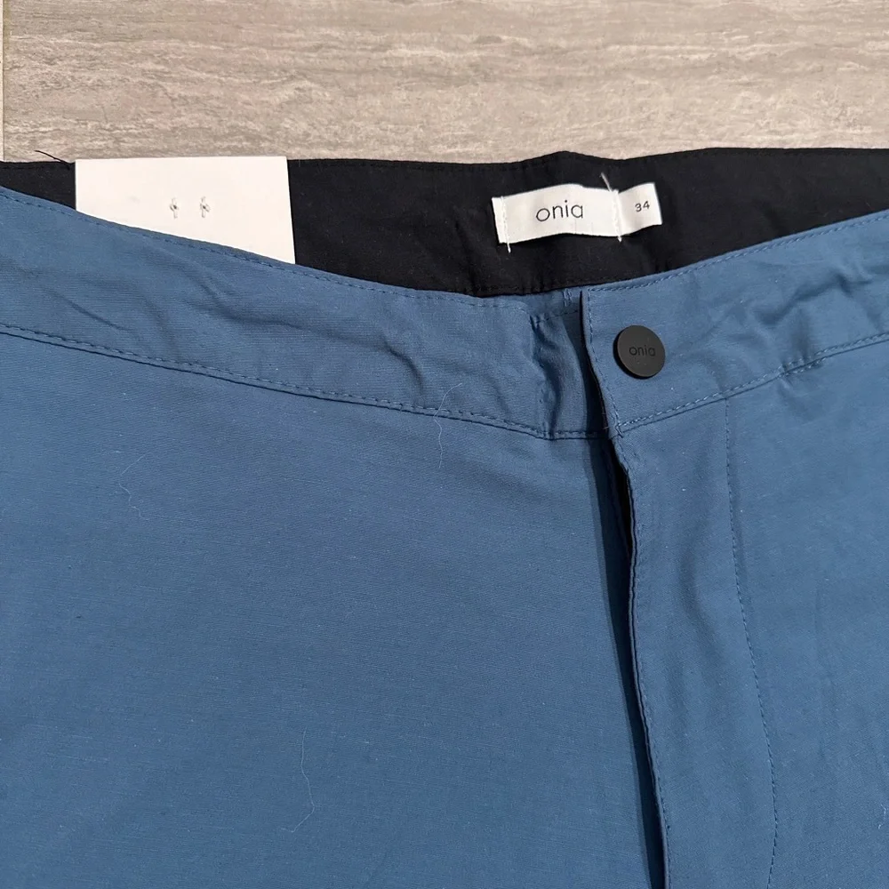 New ONIA - 6" Traveler Shorts size 34 Run small - Picture 3 of 8